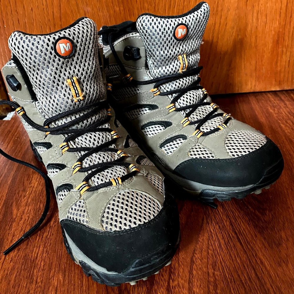 Merrell Moab Mid Men's Hiking Boots